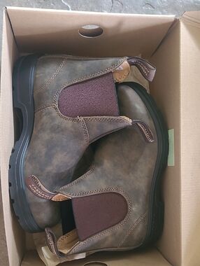 Blundstone Brown Leather Chelsea Ankle Boots